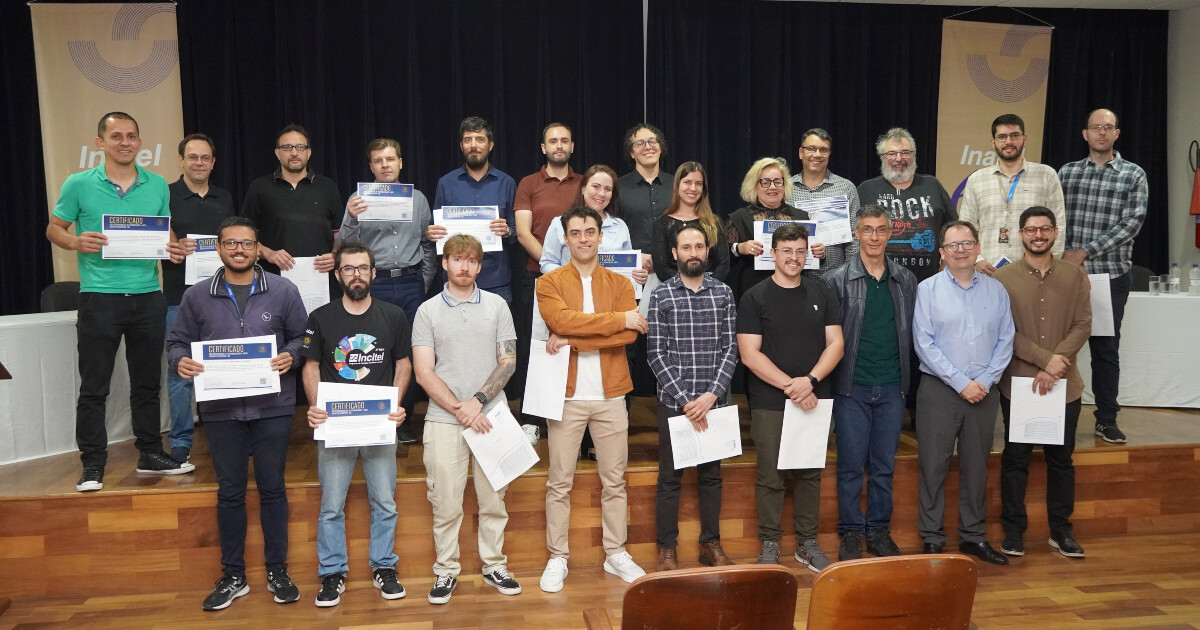 Evento homenageou 47 pesquisadores e reforçou a relevância nacional e internacional dos programas de mestrado e doutorado do Instituto.