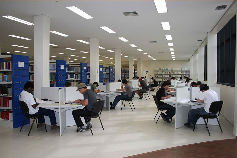 Foto Sala de Estudos Biblioteca